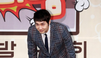 [포토] 지현우, ‘90도 폴더 인사’