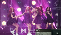 [포토] 씨엘씨(CLC), ‘장난기 가득찬 무대!’