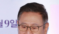 [포토] 박근형, ‘굳어버린 표정’