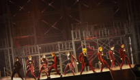 [리뷰]그룹 엑소, 10인의 화려한 재도약 ‘디 엑솔루션(The EXOluXion)’