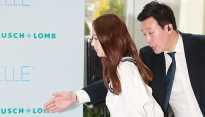 [포토] 크리스탈, ‘짧은 스커트 거미손 작렬’