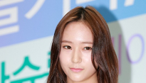 [포토] 크리스탈, ‘시크한 손 인사’