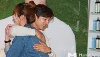 [메인포토] 폭염보다 뜨거운 ‘공유’ 포옹