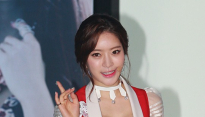 [메인포토] 달샤벳 아영, ‘아찔한 가슴 라인’