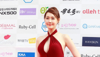 [메인포토] 이효영, ‘움직일때마다 아찔’