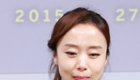 [메인포토] 전도연, ‘수줍은 혀빼꼼’