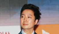 [메인포토] 박해일, ‘부드러운 턱선’