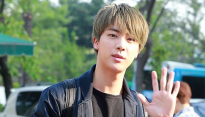 [메인포토] 방탄소년단 진, ‘한손에는 김밥한줄’