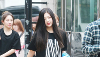[메인포토] 레드벨벳 조이, ‘쭉뻗은 각선미’