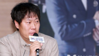 [메인포토] 맨도롱 또똣 설명하는 박홍균 감독