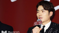 [메인포토] 질문에 답하는 배우 김강우