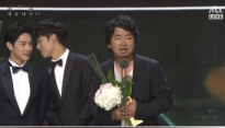[백상예술대상] tvN ‘미생’ 김원석 PD 연출상 “매 순간 나를 감동시켰던 연기자-스태프들께 감사드린다”