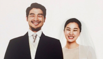 장윤주 ‘신부대기실에서 부케 들고 활짝’ 신랑도 외모가 후덜덜