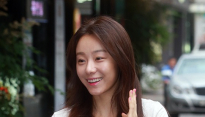 [메인포토] 이시원, ‘머리 넘길때도 섹시~’