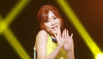 [메인포토] AOA 유나, ‘짧아도 너무 짧은 의상’
