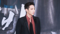 [메인포토] 이수혁, ‘남다른 기럭지’