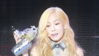 [메인포토] 소녀시대 태연, ‘날아가는 칵테일’