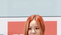 [메인현장] EXID 솔지, ‘3단 고음’ 실패 “초대 ‘복면 가왕’, 불명예 씻을 기회 달라”