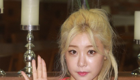 [메인포토] 걸스데이 소진, ‘시크한 손인사’