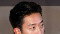 [메인포토] 하정우, ‘날렵한 턱선’