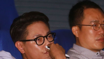 [메인포토] 설명듣는 윤종신