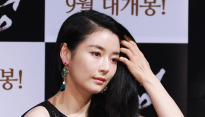 [메인포토] 지안, ‘머리 살짝 넘기고’