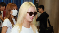 [메인포토] 에이핑크 윤보미, ‘험난한 입국길’