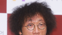 [메인포토] 질문에 답하는 노진수 감독