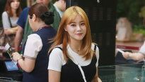 [메인포토] AOA 유나, ‘인형같은 자태’