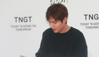 [메인포토] 이민호, ‘진지한 사인!’