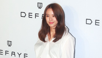 [메인포토] 조윤희, ‘끝없는 다리 길이’