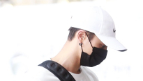 [메인포토] 비스트 이기광, ‘살짝 보이는 눈빛’
