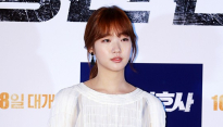 [메인포토] 김고은, ‘살짝 보이는 시스루에 시선 집중’