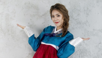 [메인포토] 스텔라 전율, ‘한복 잘 어울리죠?’