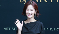 [메인포토] 김지민, ‘우아한 손인사!’