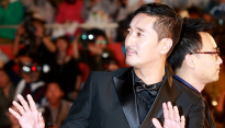 [20th BIFF 포토] 손 인사하는 신현준