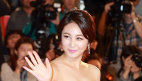 [20th BIFF 포토] 손은서, ‘깊게파인 가슴라인’