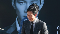 [20th BIFF 포토] 이정재, ‘팬과 뜨거운 눈맞춤’