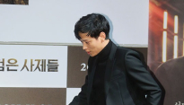 [메인포토] 강동원, ‘시원한 롱다리’