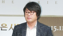 [메인포토] 포즈 취하는 배우 김윤석