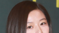 [메인포토] 전지현, ‘초근접 촬영도 문제없어’