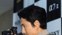 [메인포토] 정우성, ‘사진 찍어드릴게요!’