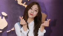 [메인포토] 러블리즈 서지수, ‘작은 하트 받으세요!’