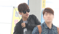 [메인포토] 동방신기 최강창민, ‘옷이 신경쓰여!’