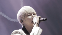 신화 신혜성, 2013 연말 콘서트 DVD 출시 ‘팔색조 매력 가득’