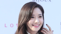 [메인포토] 소녀시대 윤아, ‘머리만 넘겨도 화보’