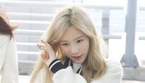[메인포토] 태티서 태연, ‘머리 살짝 넘기고’