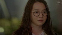 신민아vs아이유 특수분장 대결...‘귀엽거나 완벽하게 속이거나’