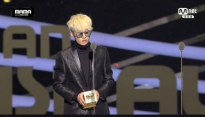 [2015 MAMA] 자이언티, 베스트 보컬 퍼포먼스 남자상 수상 “비현실적인 기분”