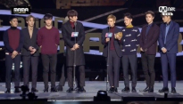[2015 MAMA] 엑소, 올해의 앨범상 수상 “진짜 아티스트 되겠다”